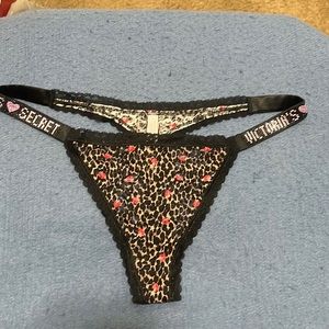 New Victoria’s Secret shine thong XL